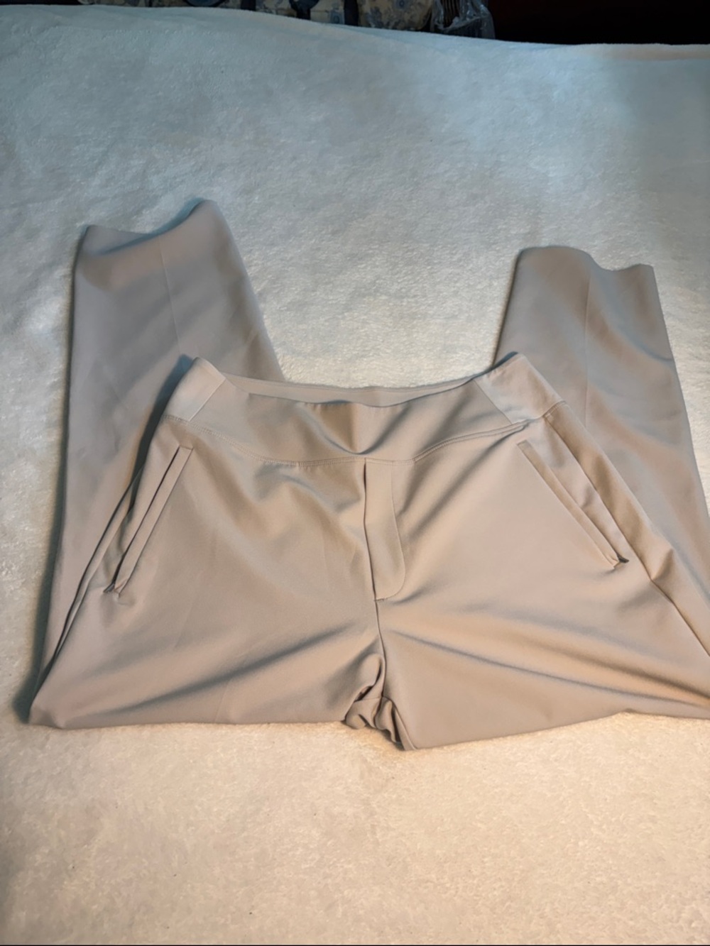 Athleta Poly/Spandex Pants in Light Beige Size 12